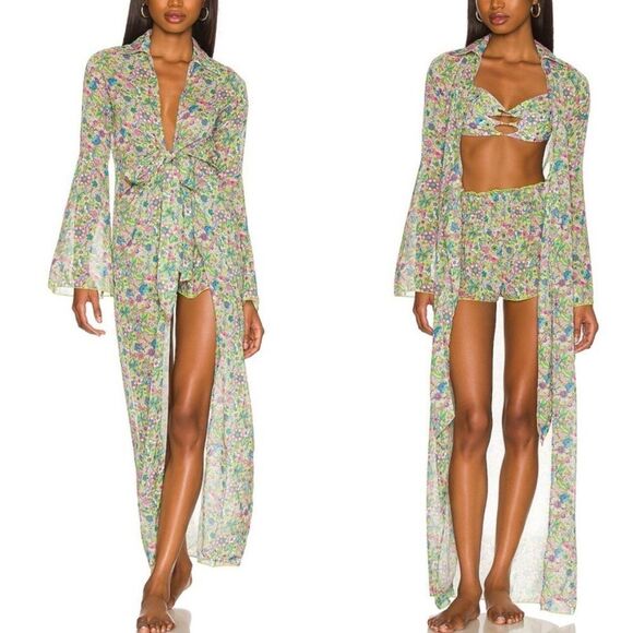 Lovers & Friends Floral Set Ring My Bell Robe And Shorts Size Small - Picture 3 of 16